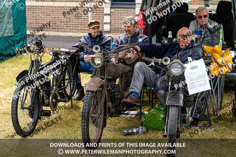 Vintage motorcycle club;eventdigitalimages;no limits trackdays;peter wileman photography;vintage motocycles;vmcc banbury run photographs